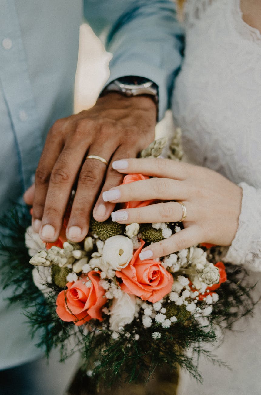 How to Keep Track of Wedding Vendors?