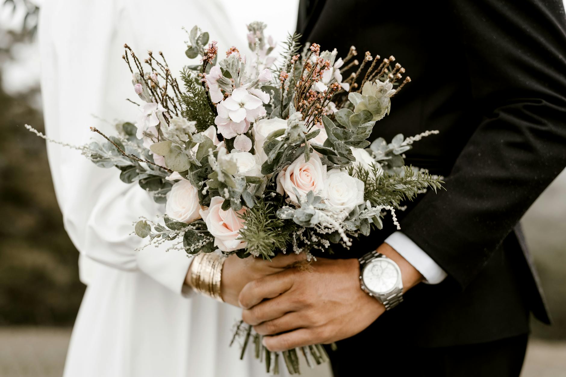 How to Communicate Your Wedding Vision to Florists